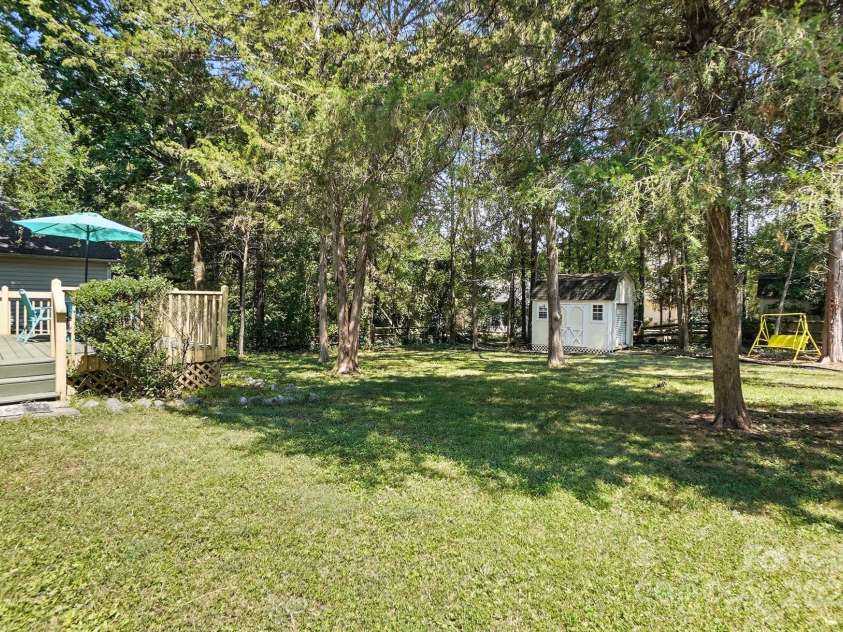 8837 Cedar Run Way, Charlotte, NC 28273.  MLS# CAR4278849, YatesRealty ID 24915. Backyard