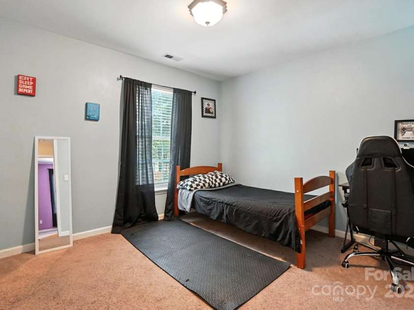 8837 Cedar Run Way, Charlotte, NC 28273.  MLS# CAR4278849, YatesRealty ID 24915. Bedroom