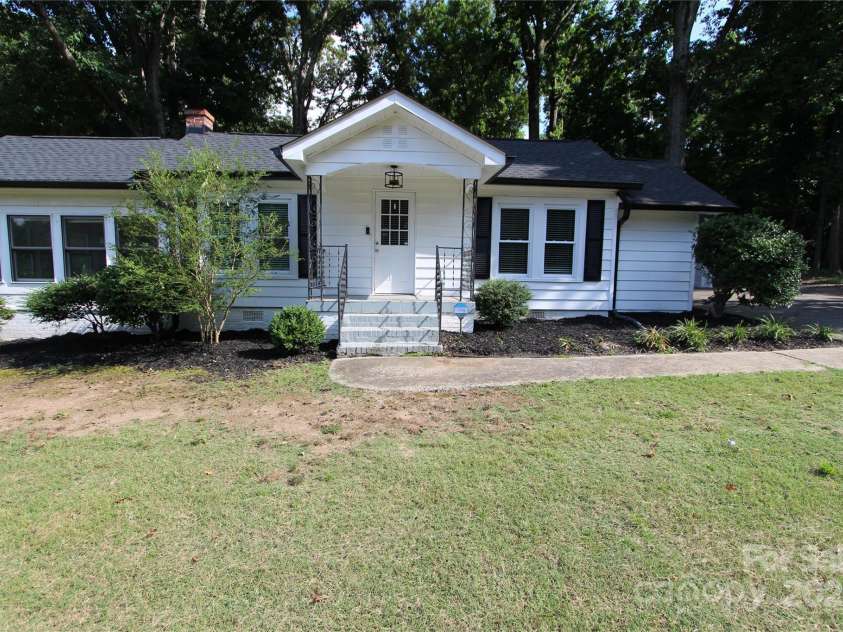 1257 Reese Roach Road, Rock Hill, SC 29730.  MLS# CAR4276630, YatesRealty ID 24916. 