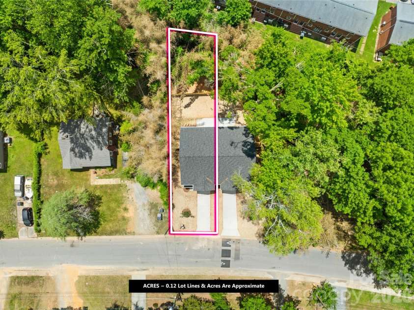 1944 Purser Drive, Charlotte, NC 28215.  MLS# CAR4378594, YatesRealty ID 24916. Overhead view