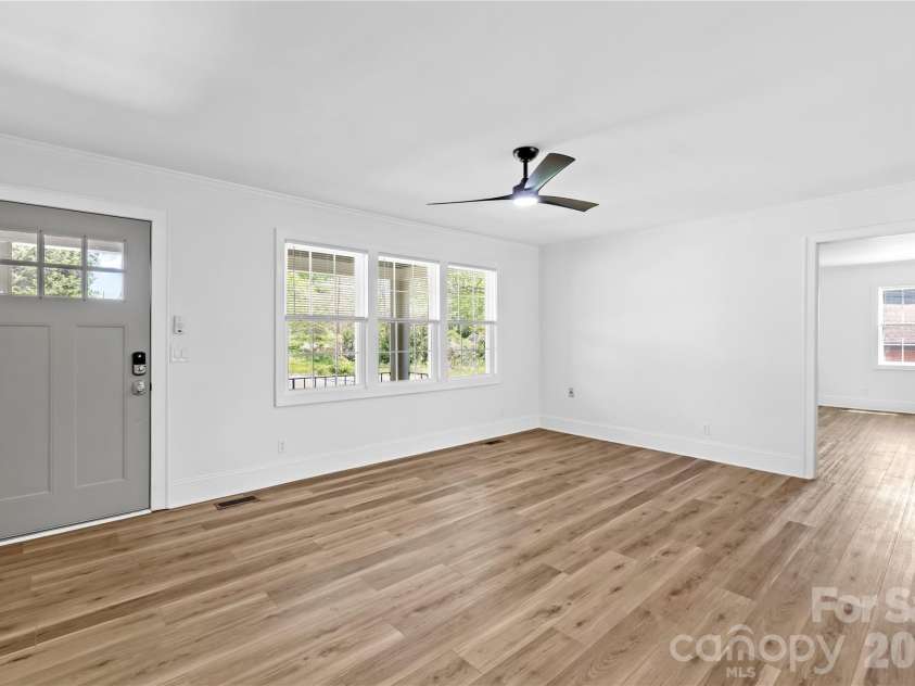 226 Planetree Drive, Belmont, NC 28012.  MLS# CAR4369156, YatesRealty ID 24917. 