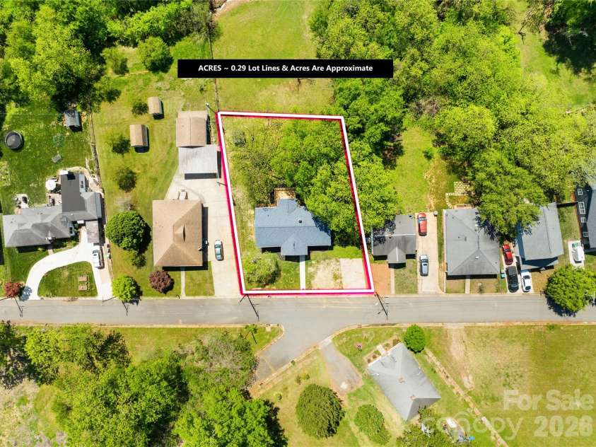 226 Planetree Drive, Belmont, NC 28012.  MLS# CAR4369156, YatesRealty ID 24917. 