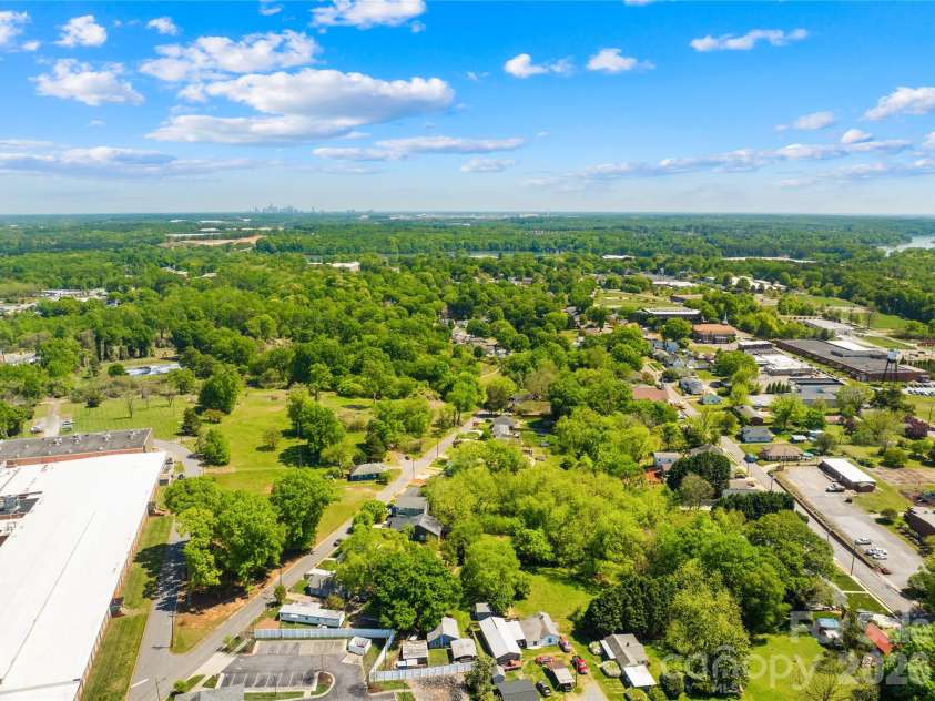 226 Planetree Drive, Belmont, NC 28012.  MLS# CAR4369156, YatesRealty ID 24917. 