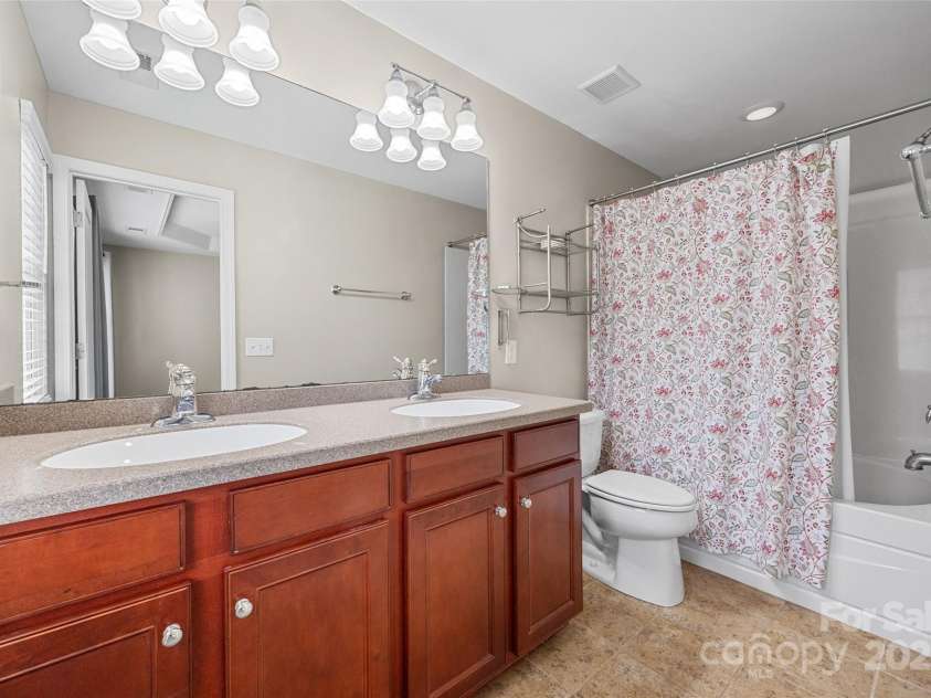 925 Lyndley Drive, Fort Mill, SC 29708.  MLS# CAR4320612, YatesRealty ID 2492. 