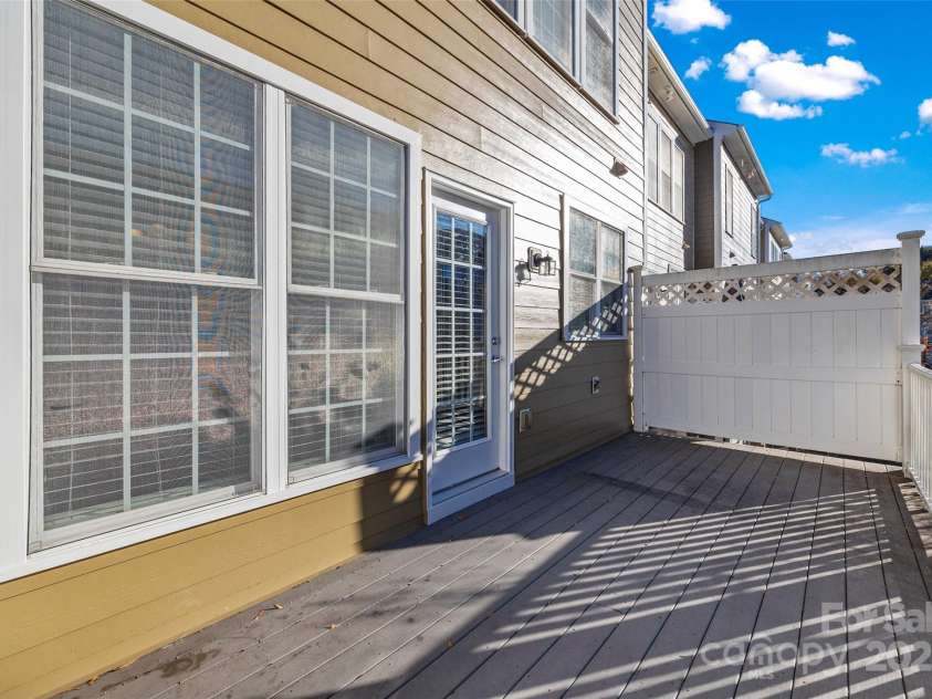 925 Lyndley Drive, Fort Mill, SC 29708.  MLS# CAR4320612, YatesRealty ID 2492. 