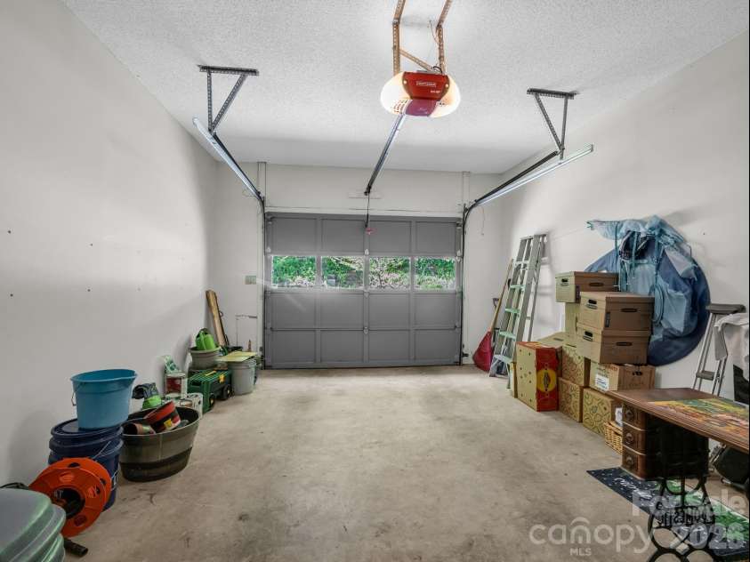 68 Lakeview Court, Brevard, NC 28712.  MLS# CAR4377140, YatesRealty ID 24920. ! car garage