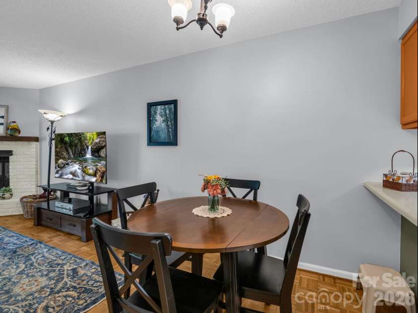 68 Lakeview Court, Brevard, NC 28712.  MLS# CAR4377140, YatesRealty ID 24920. Dining area