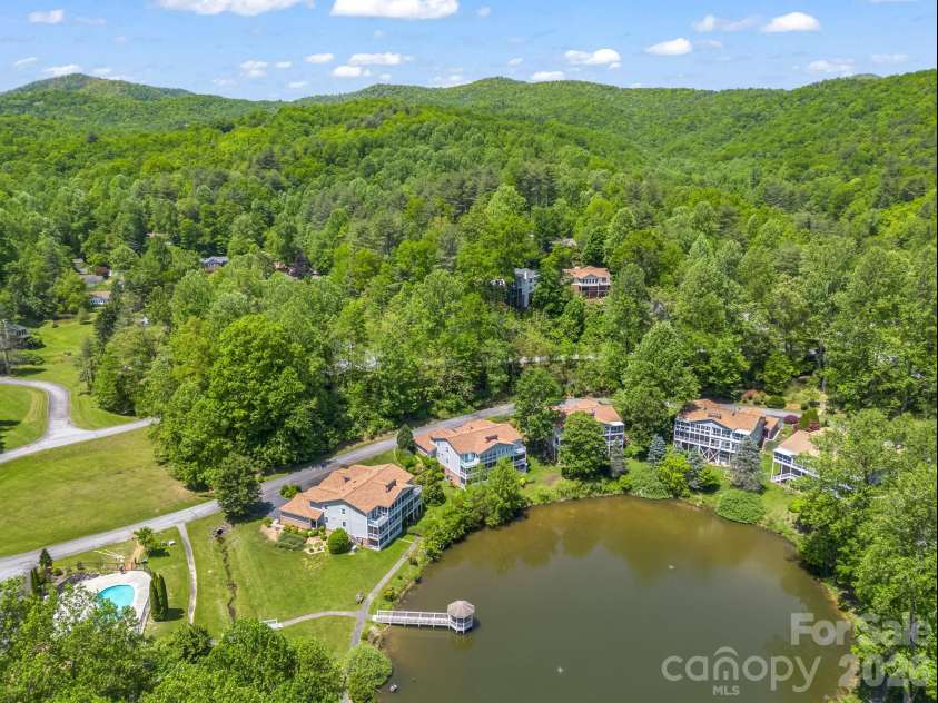 68 Lakeview Court, Brevard, NC 28712.  MLS# CAR4377140, YatesRealty ID 24920. Drone view