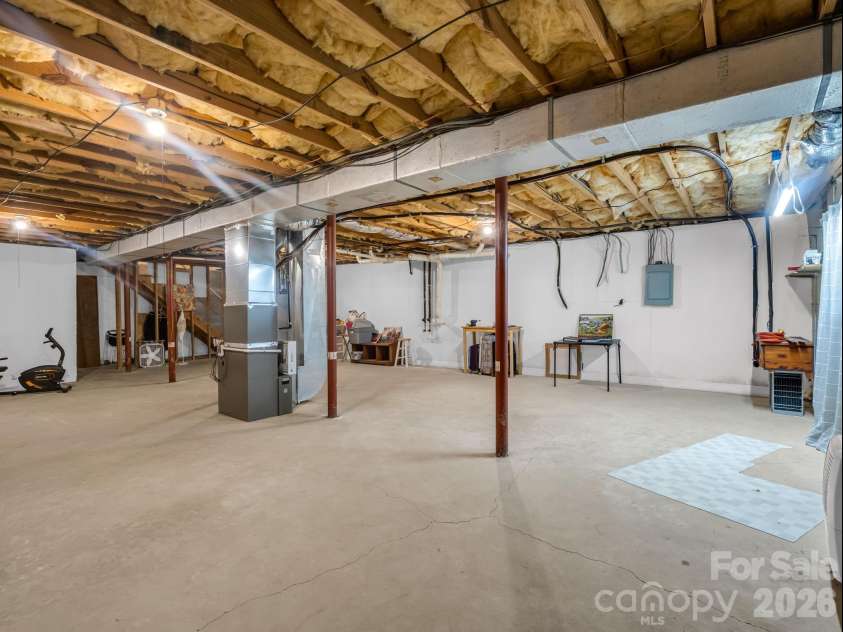 68 Lakeview Court, Brevard, NC 28712.  MLS# CAR4377140, YatesRealty ID 24920. Interior and exterior access