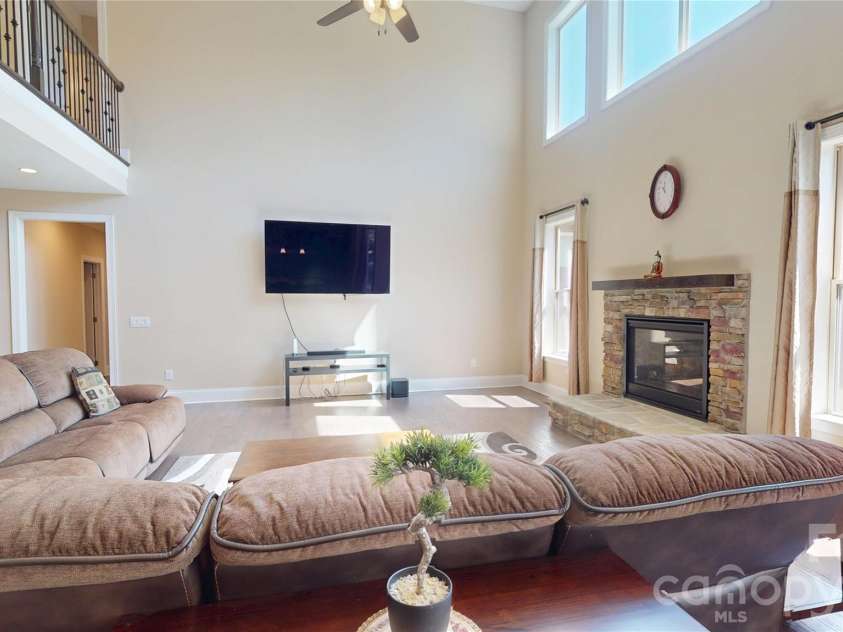 4034 Flowering Peach Road, Waxhaw, NC 28173.  MLS# CAR4382781, YatesRealty ID 24921. 