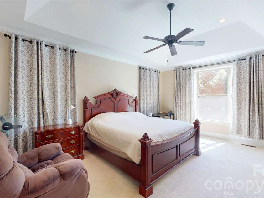 4034 Flowering Peach Road, Waxhaw, NC 28173.  MLS# CAR4382781, YatesRealty ID 24921. Master Bedroom
