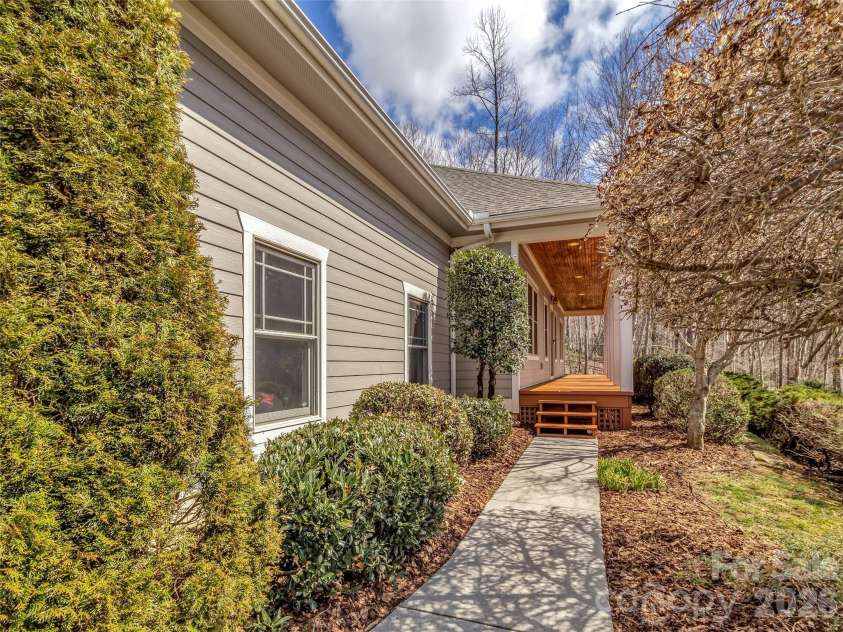 523 Brandywine Road, Waynesville, NC 28786.  MLS# CAR4363020, YatesRealty ID 24923. 