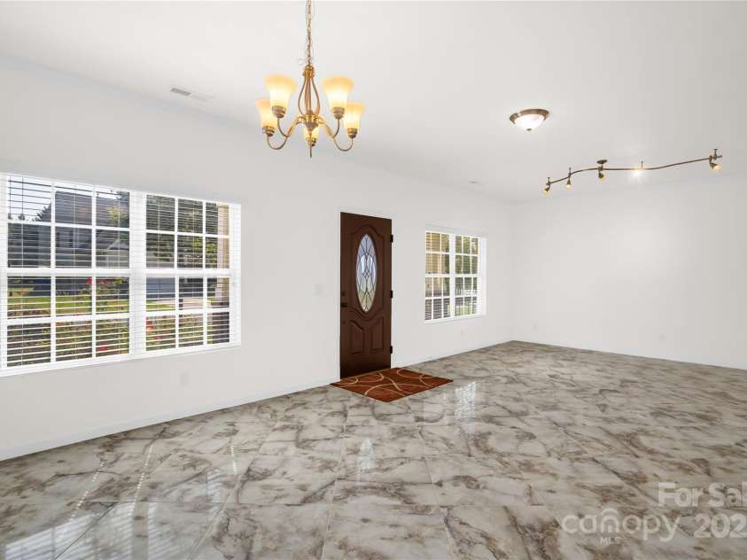 13516 Mallard Lake Road, Charlotte, NC 28262.  MLS# CAR4279820, YatesRealty ID 24924. 