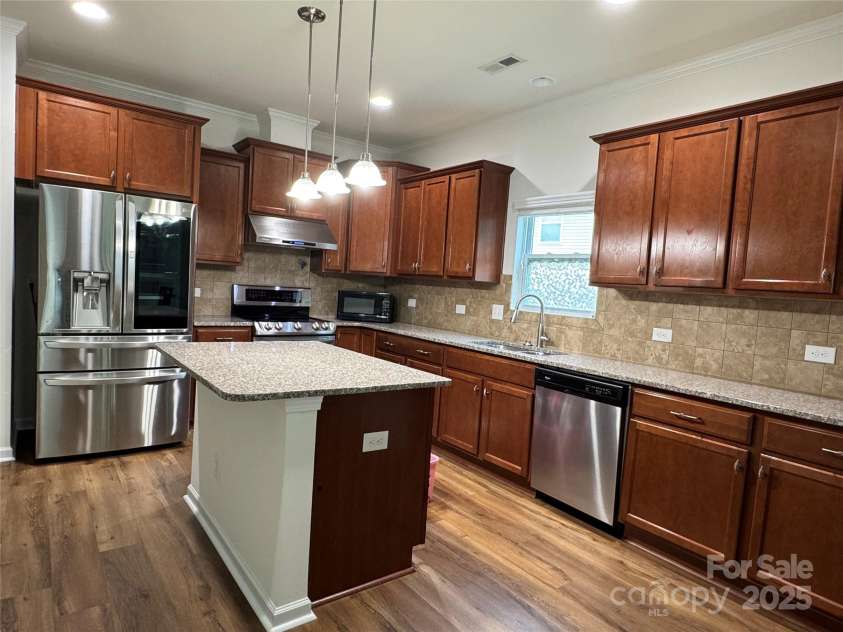 13516 Mallard Lake Road, Charlotte, NC 28262.  MLS# CAR4279820, YatesRealty ID 24924. 