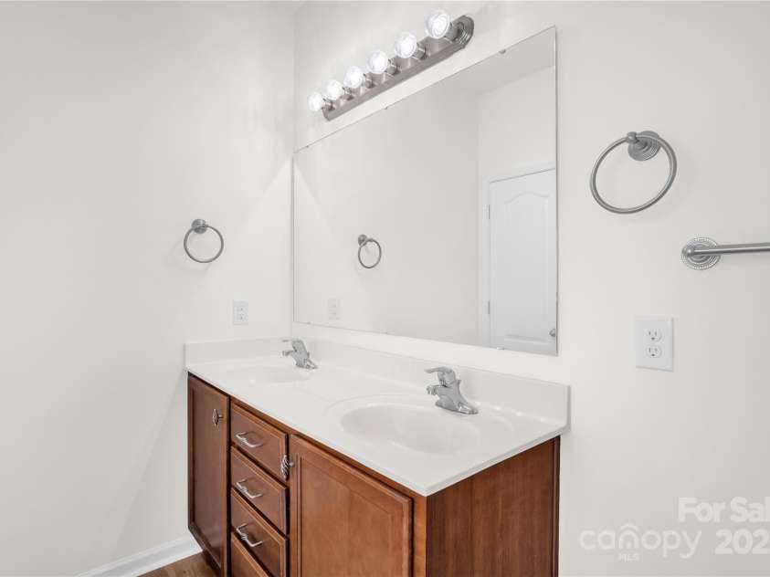 13516 Mallard Lake Road, Charlotte, NC 28262.  MLS# CAR4279820, YatesRealty ID 24924. 