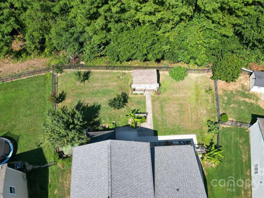 13516 Mallard Lake Road, Charlotte, NC 28262.  MLS# CAR4279820, YatesRealty ID 24924. 