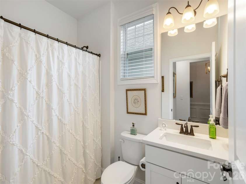 743 Summerfield Place, Flat Rock, NC 28731.  MLS# CAR4384788, YatesRealty ID 24924. Bathroom 2