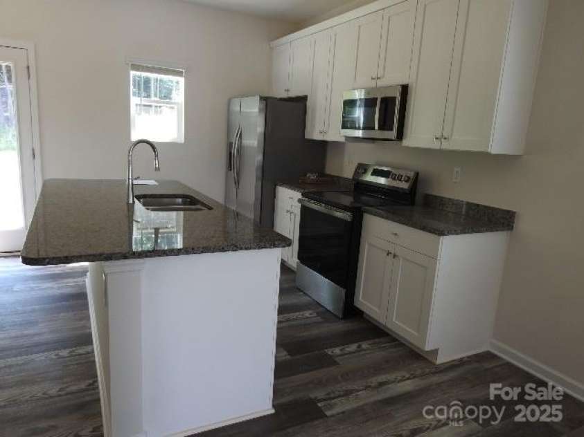 118 Carrisa Lane, Troutman, NC 28166.  MLS# CAR4279912, YatesRealty ID 24927. 