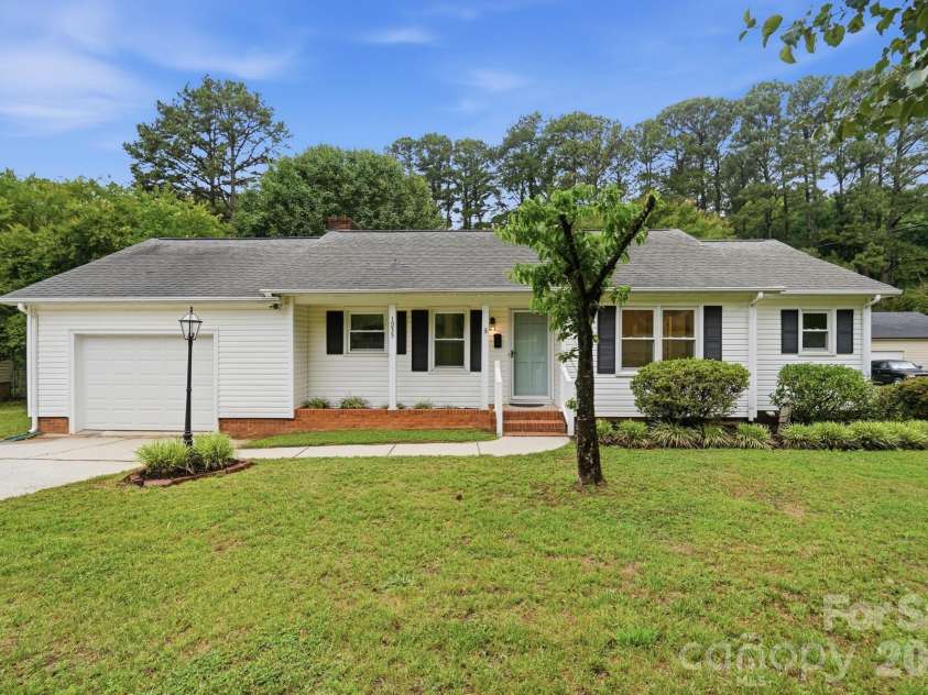 1235 Winecoff School Road, Concord, NC 28027.  MLS# CAR4311907, YatesRealty ID 24927. 