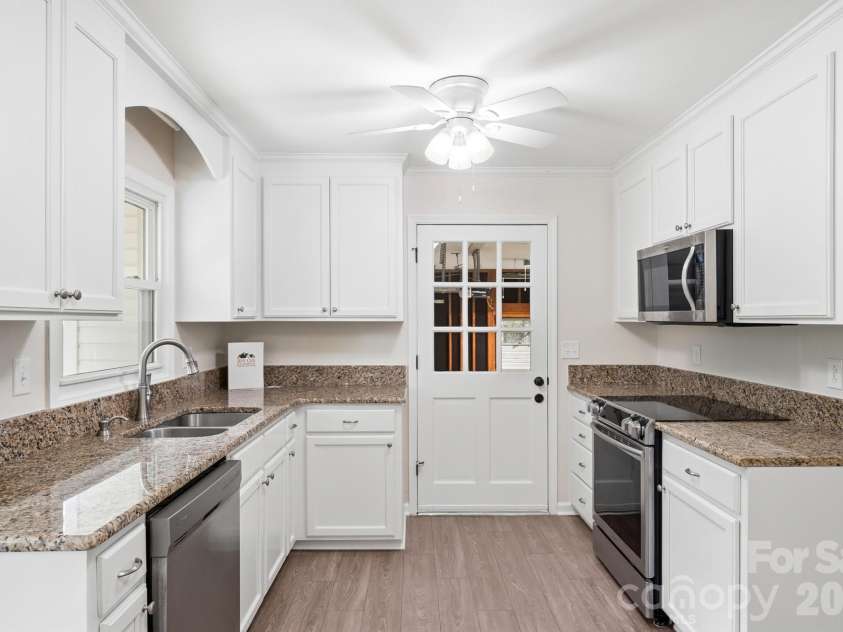 1235 Winecoff School Road, Concord, NC 28027.  MLS# CAR4311907, YatesRealty ID 24927. 
