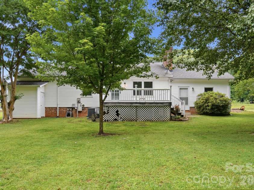 1235 Winecoff School Road, Concord, NC 28027.  MLS# CAR4311907, YatesRealty ID 24927. 