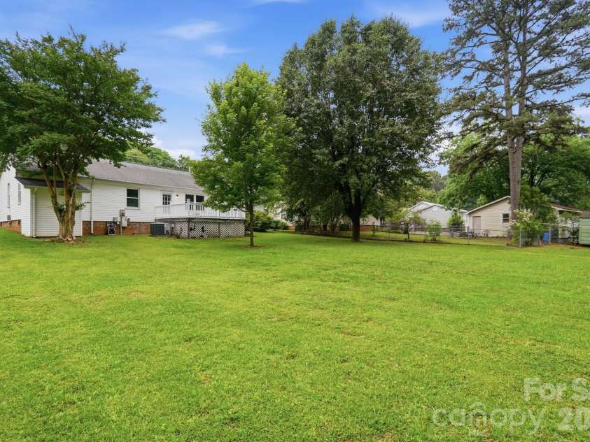 1235 Winecoff School Road, Concord, NC 28027.  MLS# CAR4311907, YatesRealty ID 24927. 