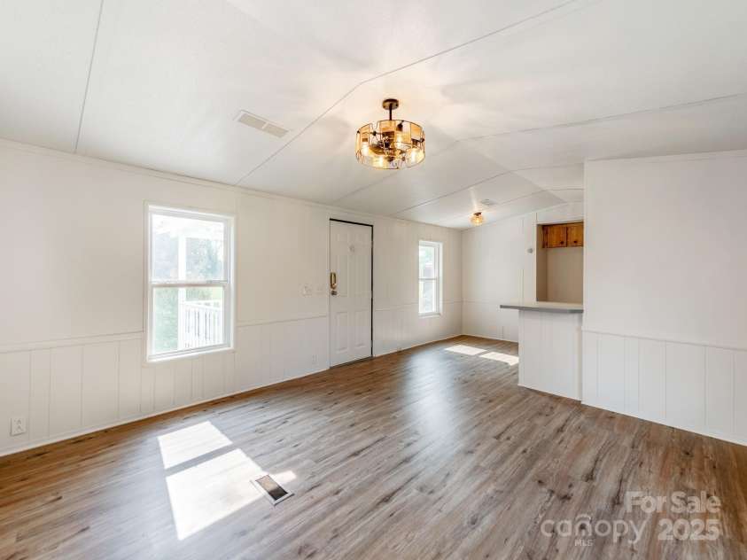 4101 Biggerstaff Road, Maiden, NC 28650.  MLS# CAR4279906, YatesRealty ID 24929. 