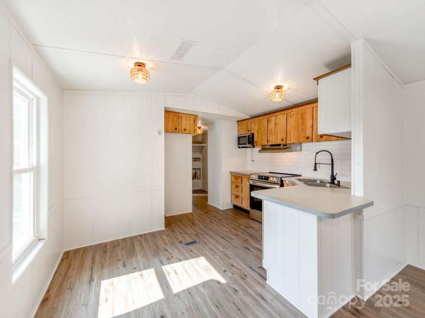 4101 Biggerstaff Road, Maiden, NC 28650.  MLS# CAR4279906, YatesRealty ID 24929. 