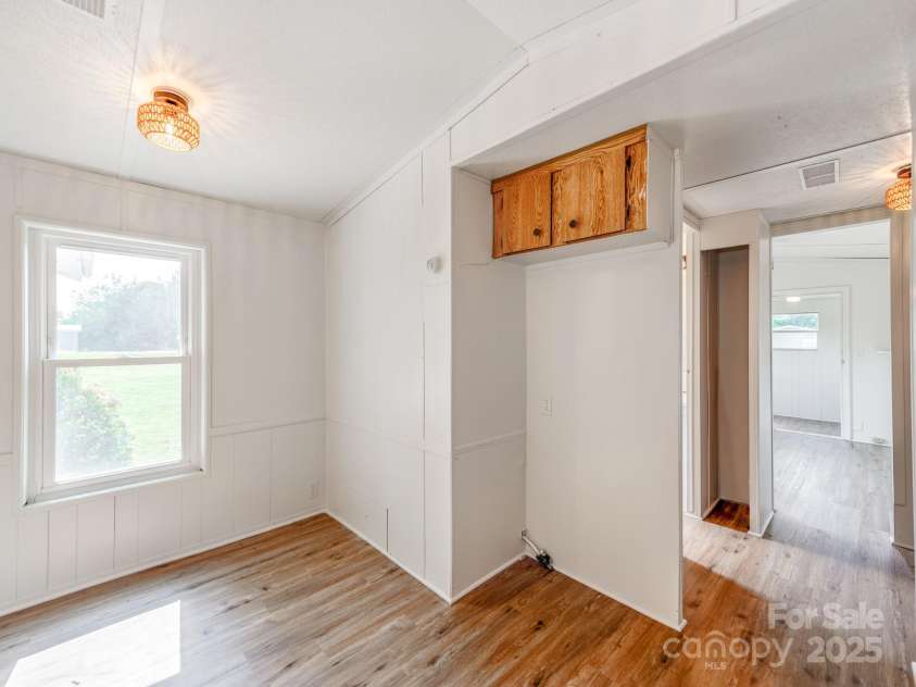 4101 Biggerstaff Road, Maiden, NC 28650.  MLS# CAR4279906, YatesRealty ID 24929. 