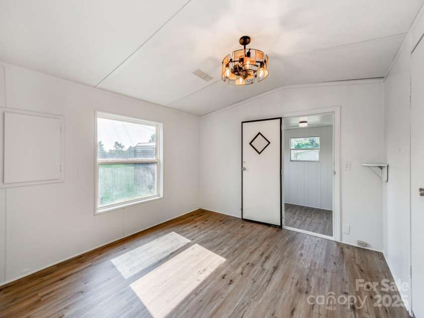 4101 Biggerstaff Road, Maiden, NC 28650.  MLS# CAR4279906, YatesRealty ID 24929. 