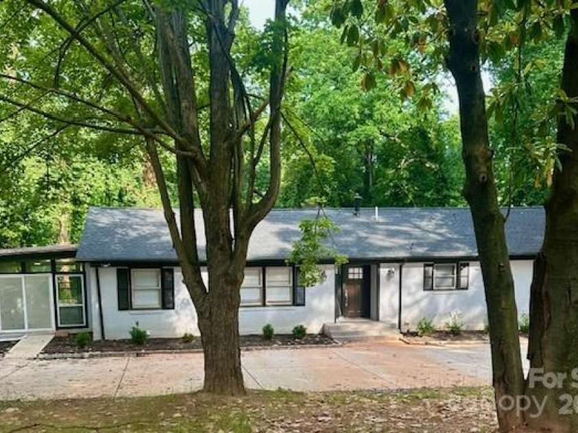 217 Ruby Lane, Gastonia, NC 28054.  MLS# CAR4216857, YatesRealty ID 2493. 