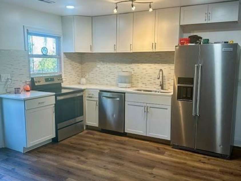217 Ruby Lane, Gastonia, NC 28054.  MLS# CAR4216857, YatesRealty ID 2493. Downstairs kitchen