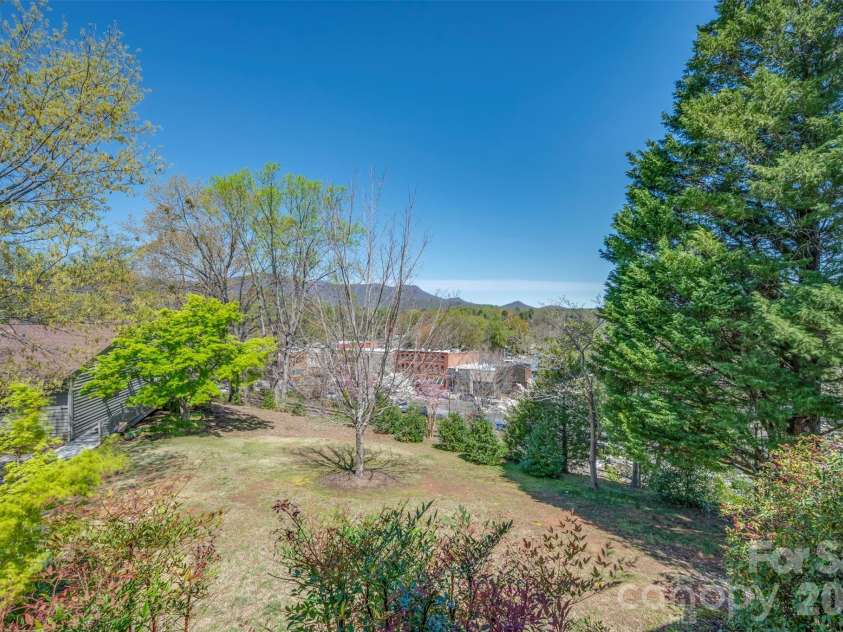 77 Chestnut Street, Tryon, NC 28782.  MLS# CAR4241972, YatesRealty ID 2493. 