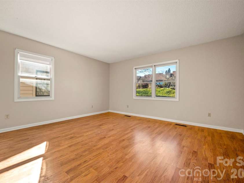 77 Chestnut Street, Tryon, NC 28782.  MLS# CAR4241972, YatesRealty ID 2493. 