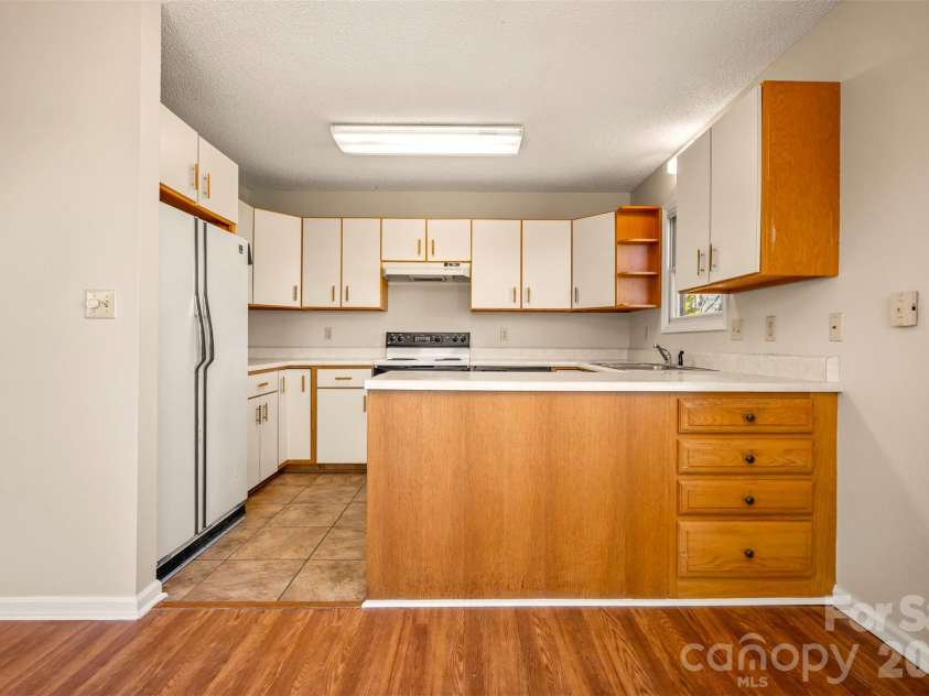 77 Chestnut Street, Tryon, NC 28782.  MLS# CAR4241972, YatesRealty ID 2493. 