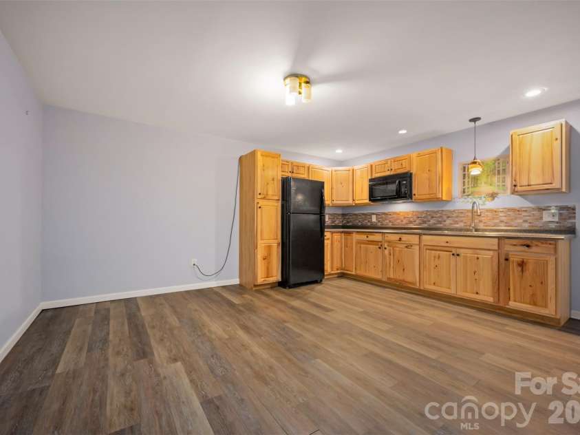 77 Chestnut Street, Tryon, NC 28782.  MLS# CAR4241972, YatesRealty ID 2493. 