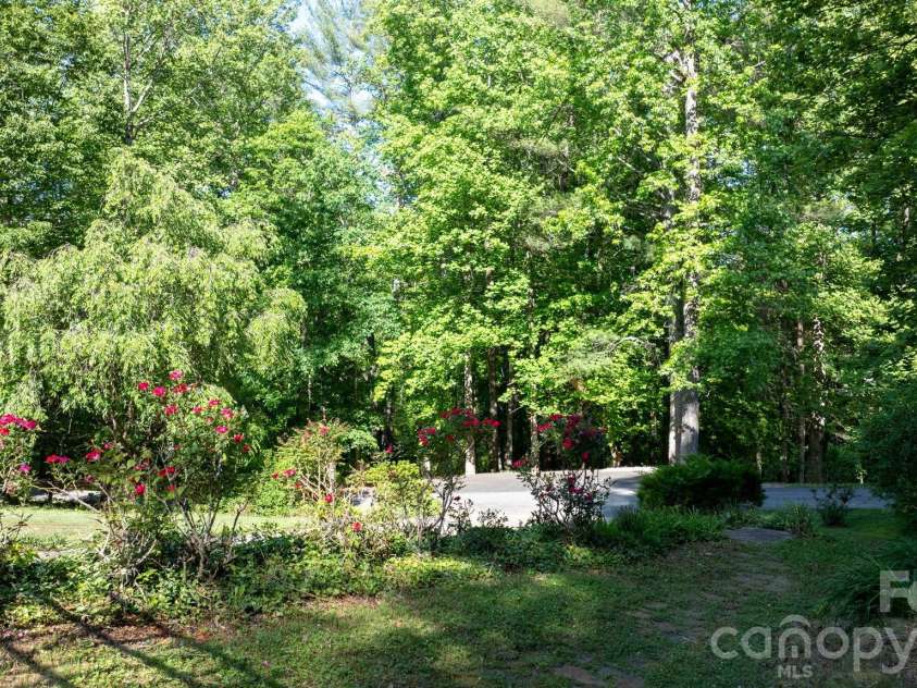 3355 Helton Hartley Place, Lenoir, NC 28645.  MLS# CAR4381780, YatesRealty ID 24931. 