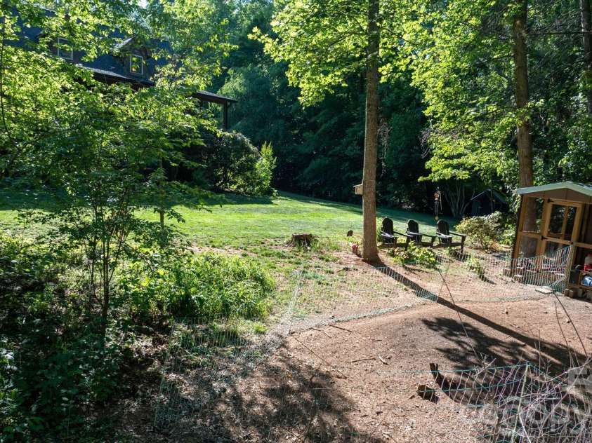 3355 Helton Hartley Place, Lenoir, NC 28645.  MLS# CAR4381780, YatesRealty ID 24931. 