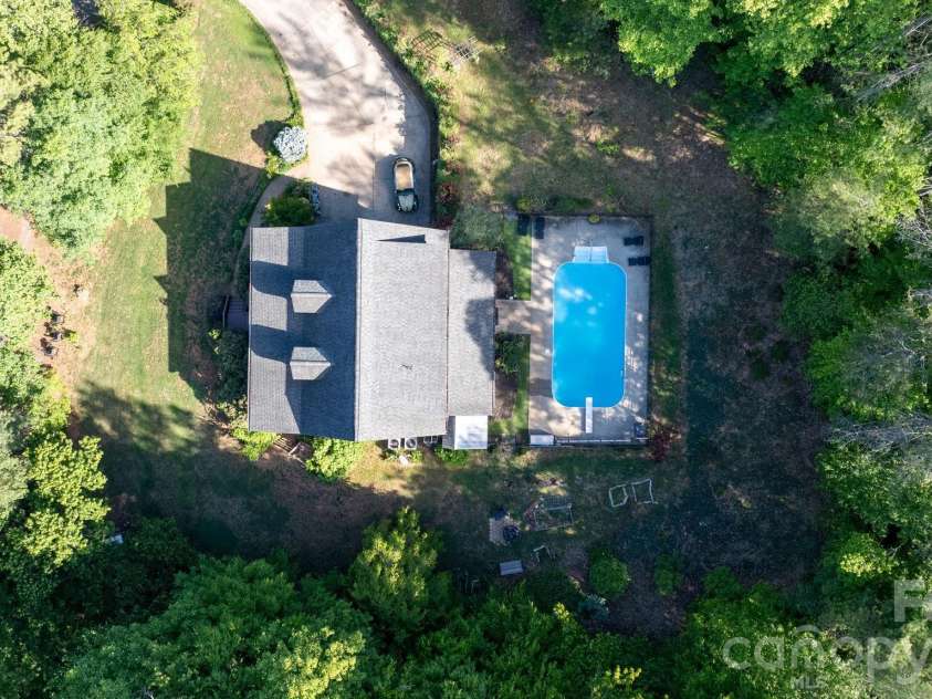 3355 Helton Hartley Place, Lenoir, NC 28645.  MLS# CAR4381780, YatesRealty ID 24931. 