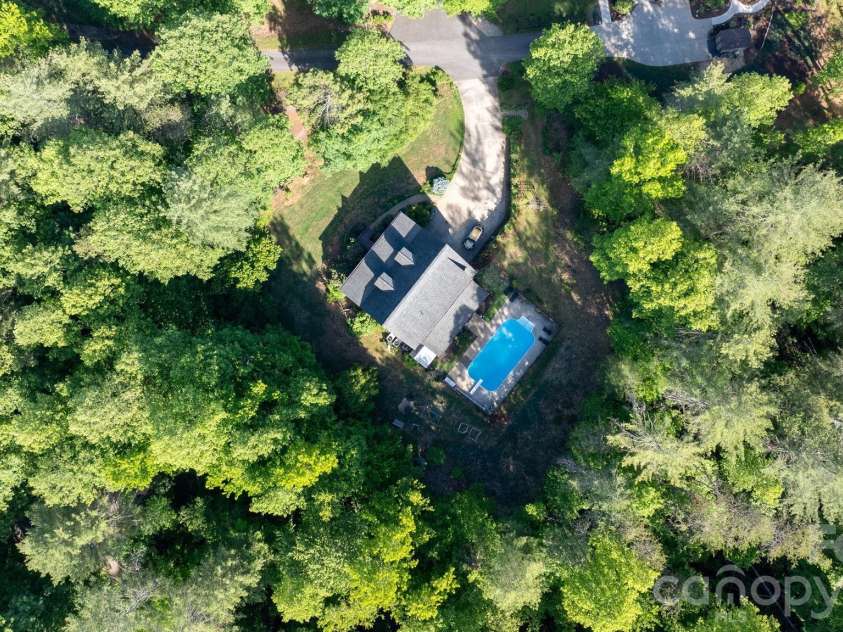 3355 Helton Hartley Place, Lenoir, NC 28645.  MLS# CAR4381780, YatesRealty ID 24931. 