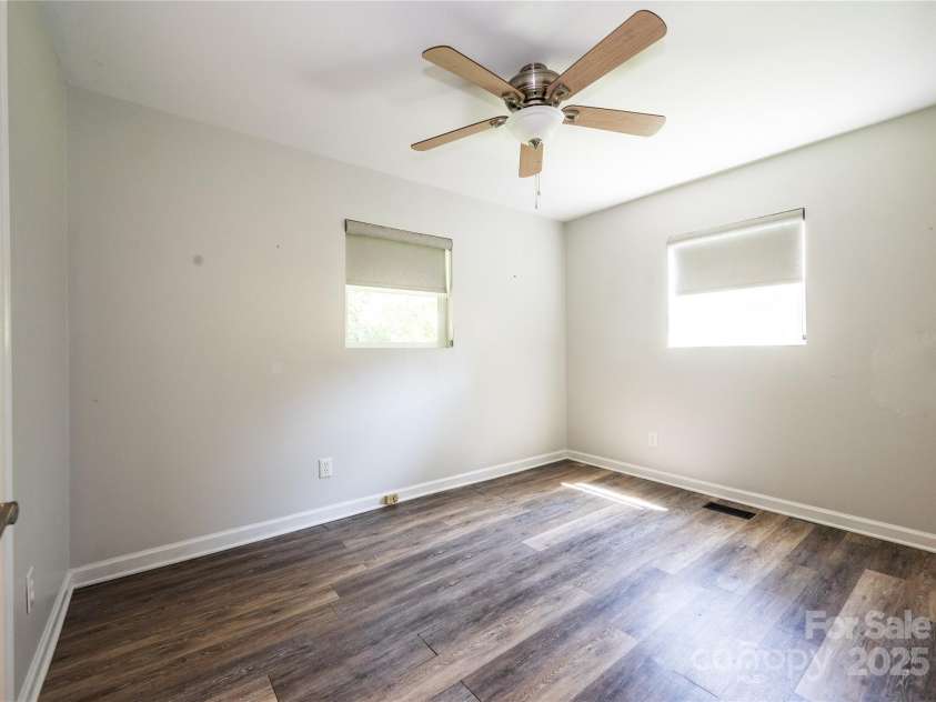 418 Stokes Avenue, Clover, SC 29710.  MLS# CAR4279850, YatesRealty ID 24931. 