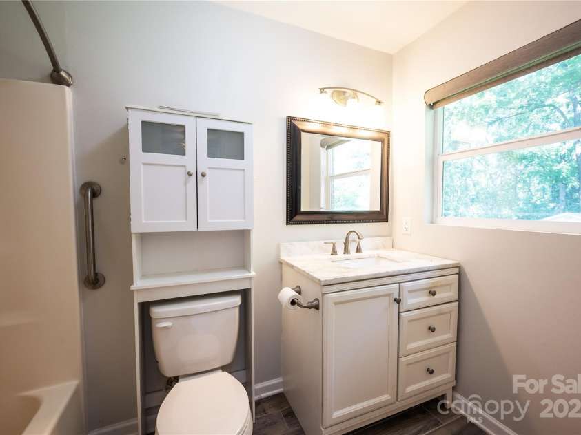 418 Stokes Avenue, Clover, SC 29710.  MLS# CAR4279850, YatesRealty ID 24931. 