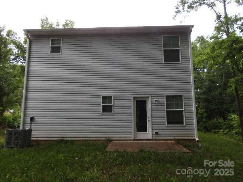 103 Spring Drive, Salisbury, NC 28144.  MLS# CAR4279934, YatesRealty ID 24932. 