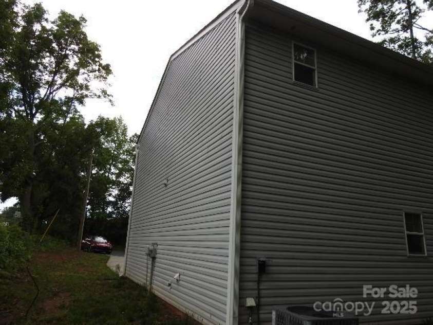 103 Spring Drive, Salisbury, NC 28144.  MLS# CAR4279934, YatesRealty ID 24932. 