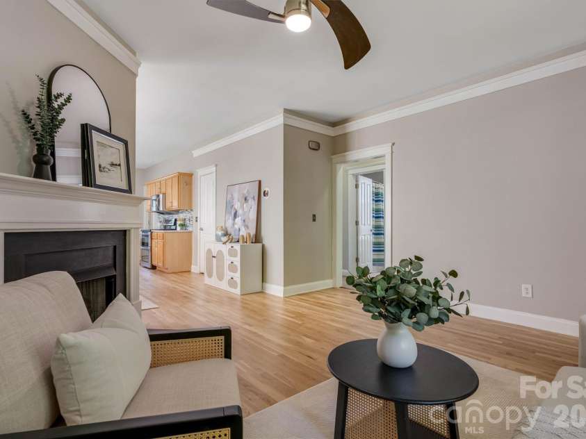 6747 Douglas Park Drive, Huntersville, NC 28078.  MLS# CAR4370341, YatesRealty ID 24932. 
