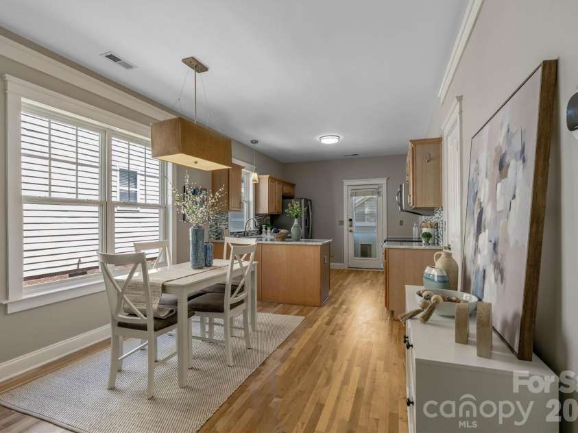 6747 Douglas Park Drive, Huntersville, NC 28078.  MLS# CAR4370341, YatesRealty ID 24932. 