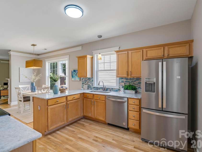 6747 Douglas Park Drive, Huntersville, NC 28078.  MLS# CAR4370341, YatesRealty ID 24932. 