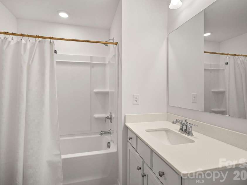 3579 Nimbell Road, Monroe, NC 28110.  MLS# CAR4377812, YatesRealty ID 24933. Upstairs Full Bath