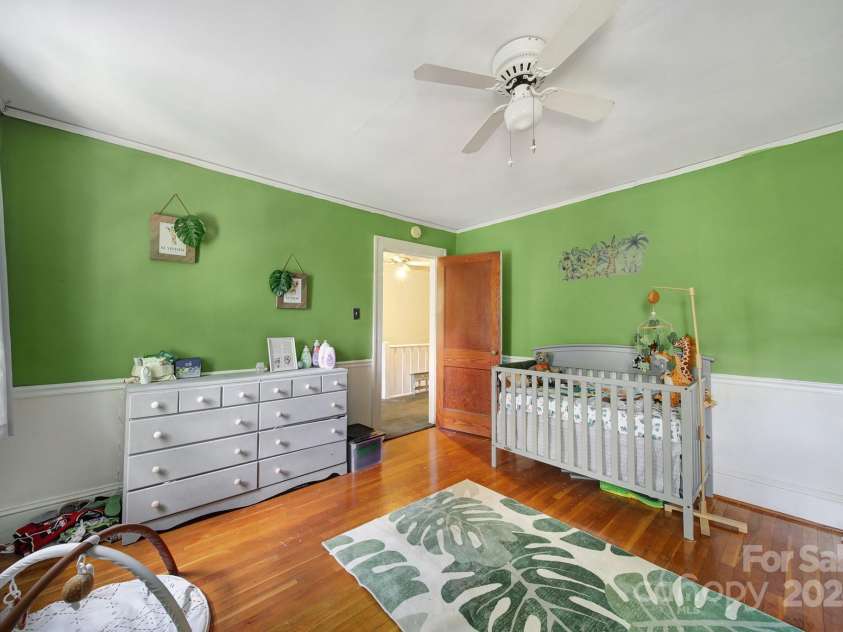 504 Chesterfield Avenue, Lancaster, SC 29720.  MLS# CAR4279892, YatesRealty ID 24934. 