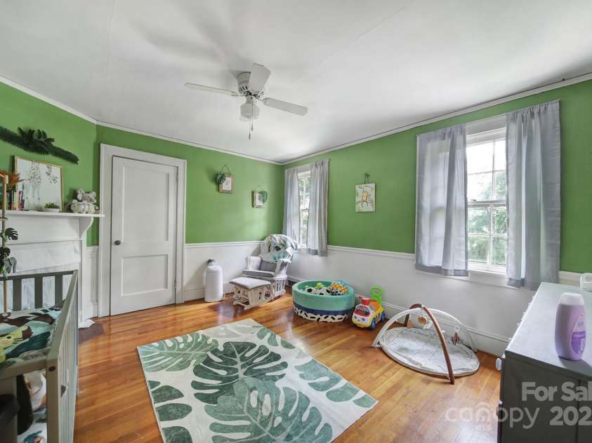 504 Chesterfield Avenue, Lancaster, SC 29720.  MLS# CAR4279892, YatesRealty ID 24934. 